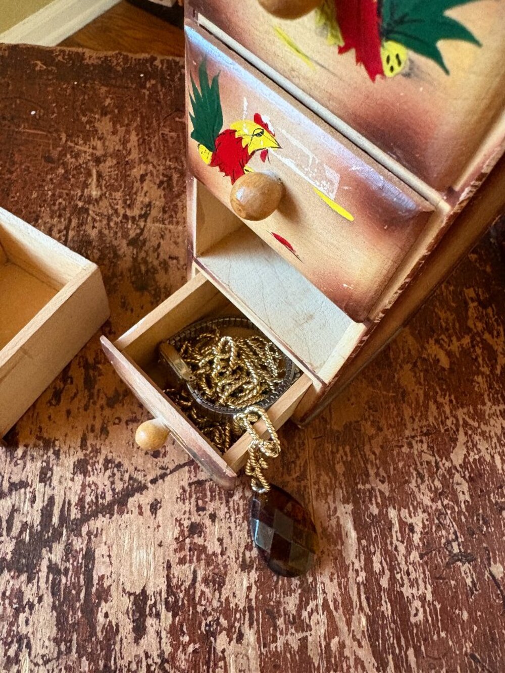 vintage trinket box - Picture 8 of 8
